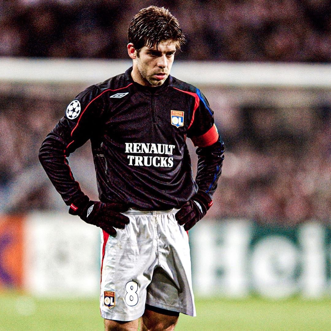 AnfieldRd96's tweet photo. Only football fans with culture remember this guy. https://t.co/CTDhFpQYPl