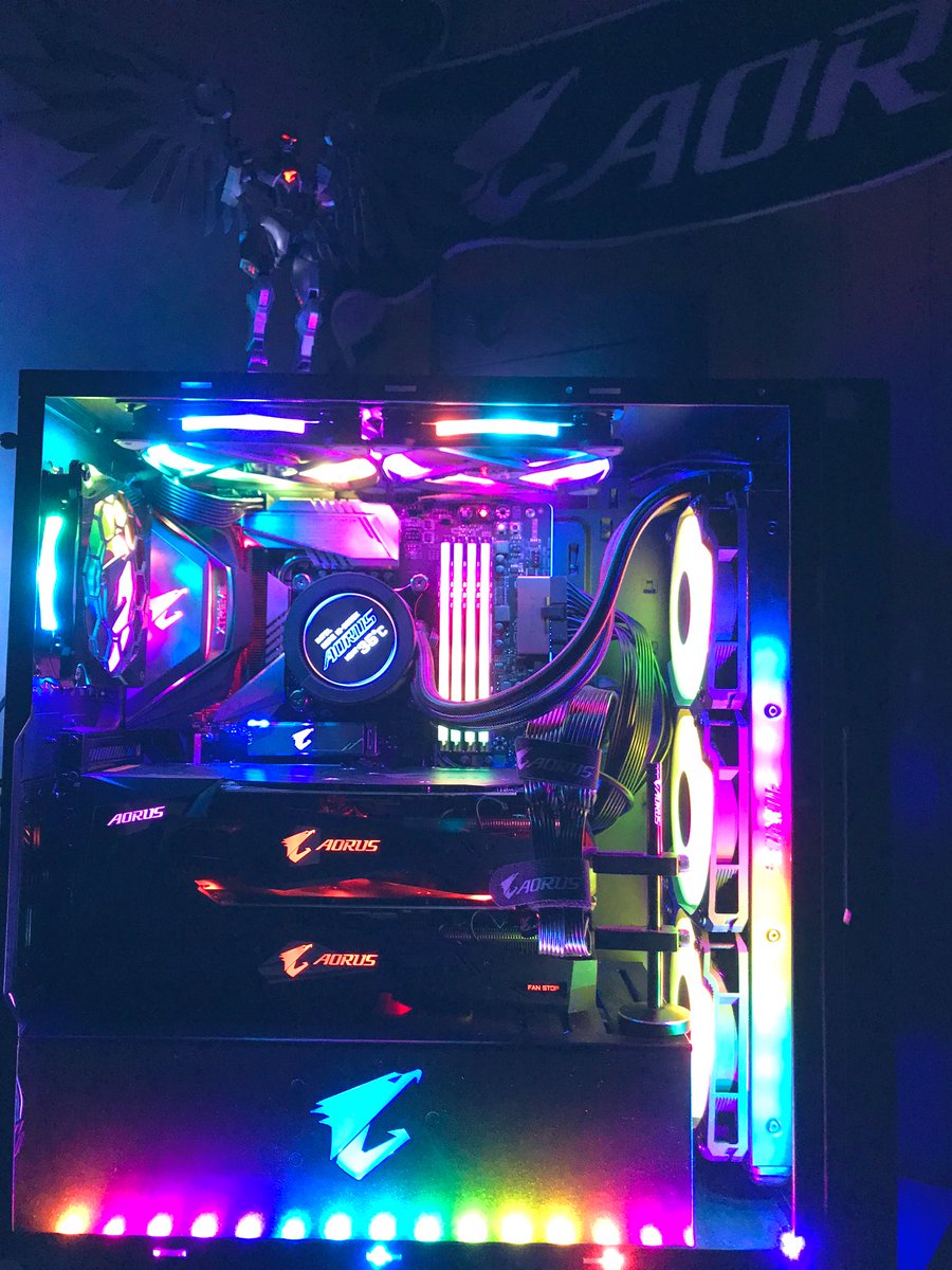 ara_2525_'s tweet photo. 寝れないー!!深夜のテンションだぜぇ!!
AORUSサイコー!
#GIGABYTE #AORUS
#TeamUpWithAORUS https://t.co/BMmqwLPo0n