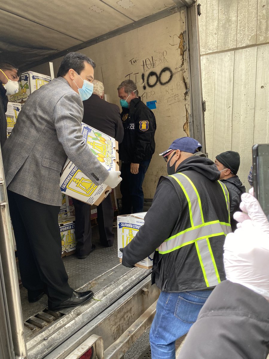 Lissette María-Colón Collins tweet media