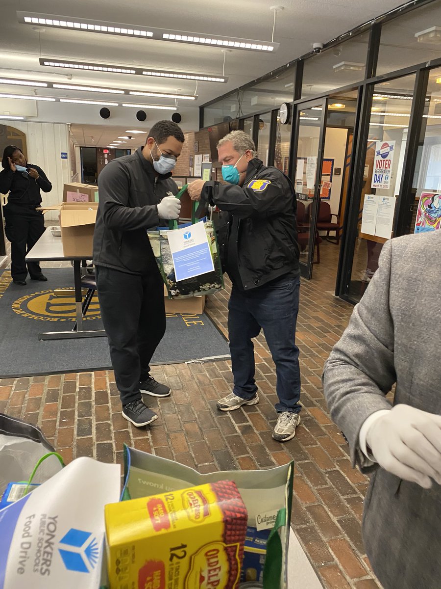 Lissette María-Colón Collins tweet media