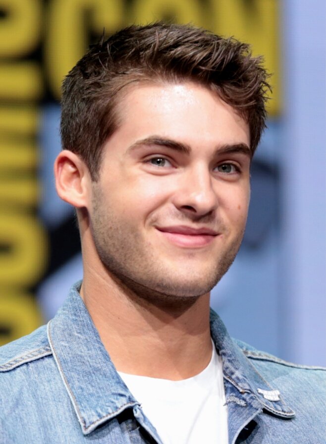 Happy birthday Cody Christian Many years of life, I am Brazilian but I love you very much You handsome   