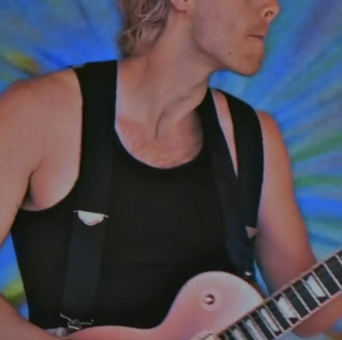 luckiIyluke's tweet photo. let’s take a minute to appreciate the details https://t.co/UoaJu5Zwtv