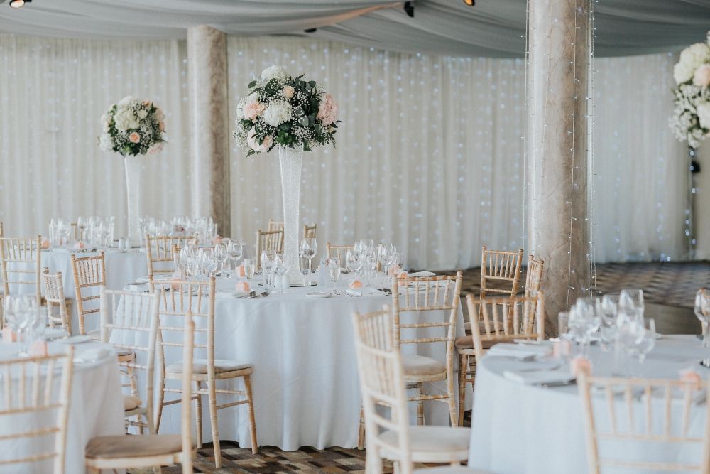 An Edinburgh venue is offering NHS Scotland employees the chance to win a wedding worth £12,000 in 2021 >>> bit.ly/winweddingeskm…