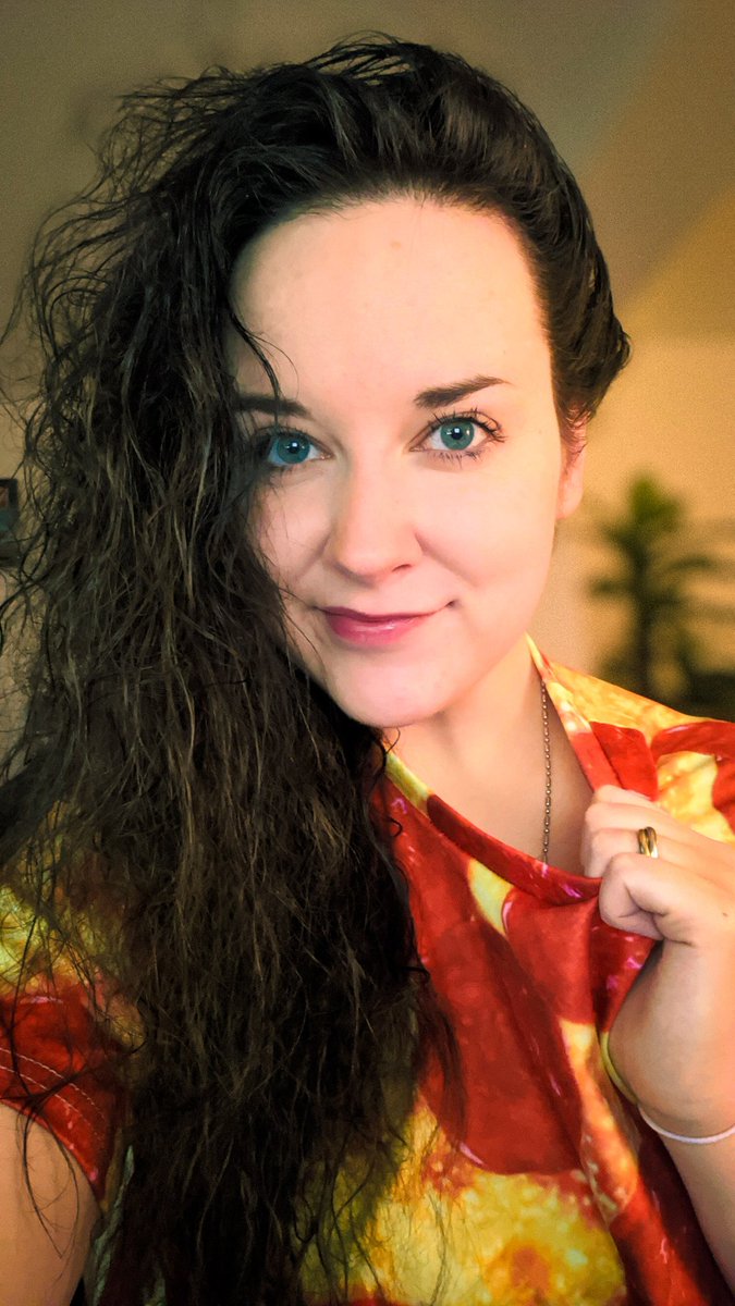 Lena_Mara_'s tweet photo. Wir erstellen jetzt unsere Comjunidy Pizza und zerbomben feindliche Filialen! 😂🥳
#PizzaConnection2
https://t.co/cwPd4Sv8Uv https://t.co/FgtFJh8xtK