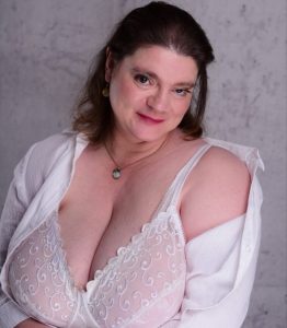 Huhuu, ich bin morgen live im Webcamchat zu sehen ab 8 Uhr. Kiss Maria. https://t.co/PLZZIrMKrL https://t<a href="/tag/bbw"class="tags"><span>#bbw</span></a><a href="/tag/webcam"class="tags"><span>#webcam</span></a><a href="/tag/molly"class="tags"><span>#molly</span></a><a href="/tag/chubby"class="tags"><span>#chubby</span></a><a href="/tag/camgirl"class="tags"><span>#camgirl</span></a><a href="/tag/chatten"class="tags"><span>#chatten</span></a>