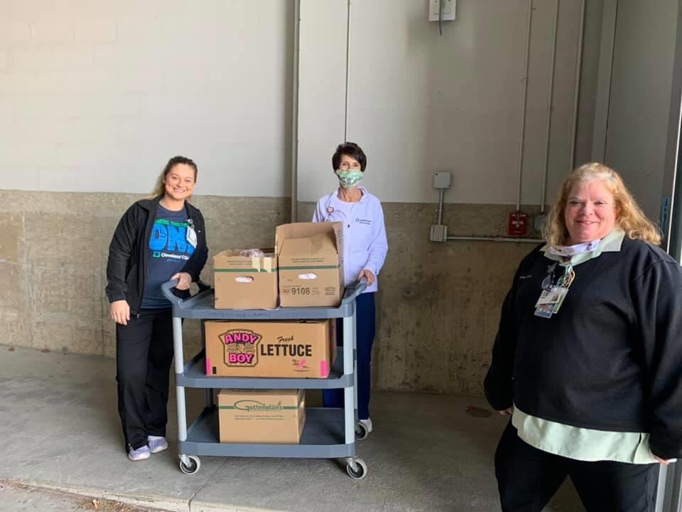 BilderbackCara's tweet photo. TEK CLE was able to help donate 150 subs to both University Hospital and The Cleveland Clinic to those on the front lines of the COVID-19 pandemic. Thank you for all you’re doing to fight this virus! #healthcareheros #tekcle @jvlanciotti @CicekMolly @dyeager14 https://t.co/eFH74LYCWK