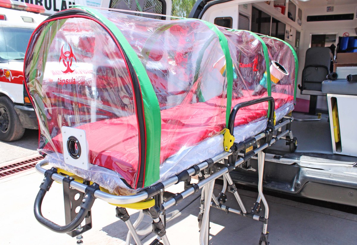 ChimalhuacanSi's tweet photo. #Nota🚑El @GobChimalhuacan hizo entrega de tres cápsulas XE a personal de la (#DISAM), el Hospital General 90 Camas y la Unidad de Rescate de la @SegChimalhuacan a fin de que trabajadores de la salud realicen traslados seguros de pacientes con #COVID19.
👉https://t.co/r9YMoeJvpB https://t.co/gLqznzc0UY