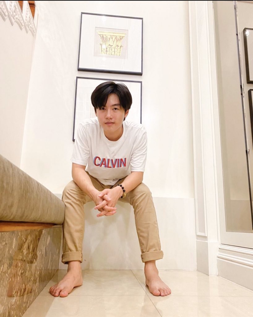 ppromxx ig update 
“หน้านิ่งเป็นพักๆแต่น่ารักเป็นทุกวัน”

น่ารักจริงค้าบบบ🥺✨
#ppromxx #STMDthailand
