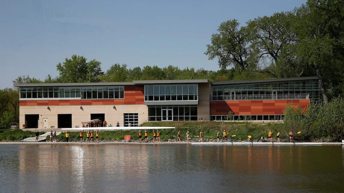 iowarowing's tweet photo. Missing our home away from home 🖤💛

#Hawkeyes https://t.co/9nXFS5UMeV