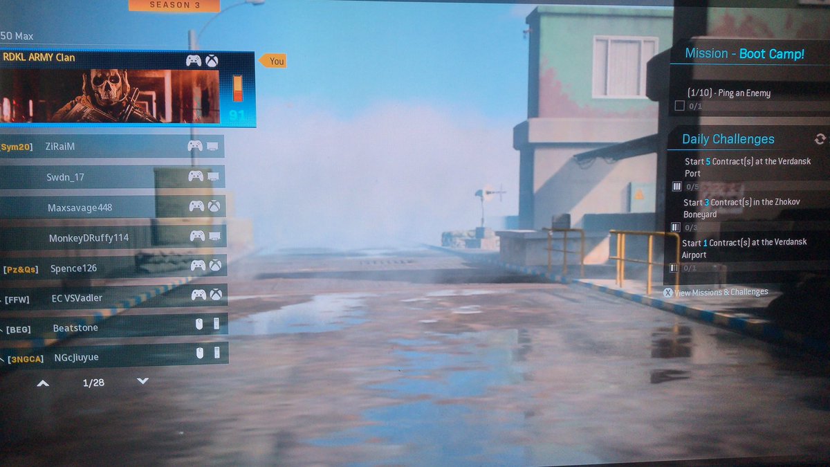 rdkarmy1's tweet photo. Some tine for some warzone solo #CallofDuty #COVID19 #stream #lockdown #tryforthewin https://t.co/80VoqJ2IfK