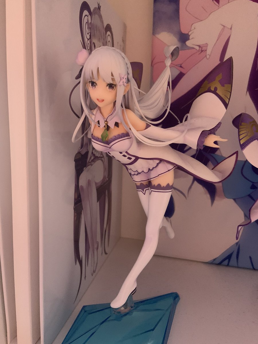 Remy_Taskio's tweet photo. Ok let’s make a thread about my Re:Zero goodies ! We will start with my figures. Here you can see my 4 favorite figures 😎(for now) https://t.co/bVlFp2Fnmr