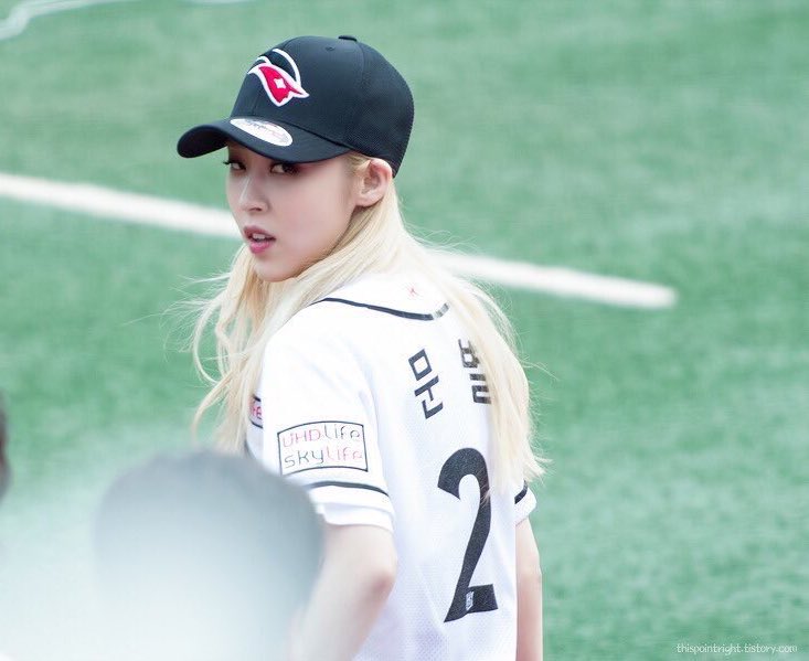 moonbyul as sayaka jinguji