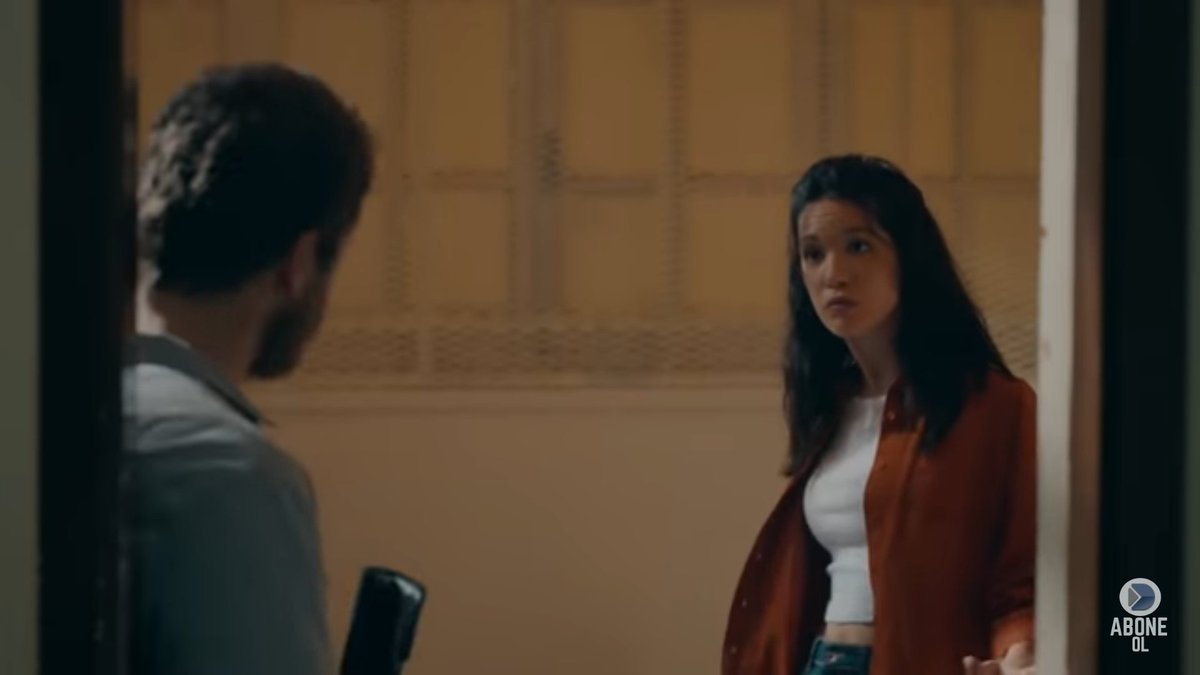 Yamac met nehir first at the asylum,she was arrogant,she started throwing his books and equipments,she wanted To spend the night at his room,because she is used To it,the nurse asked Her To leave,but she came back at night,she shared the same bed with yamac  #cukur  #EfYam +++