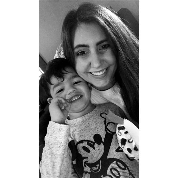 abby__17's tweet photo. @pulte $acara17  #BailoutHumans                     Me and my son. https://t.co/VPDWoKzeBZ