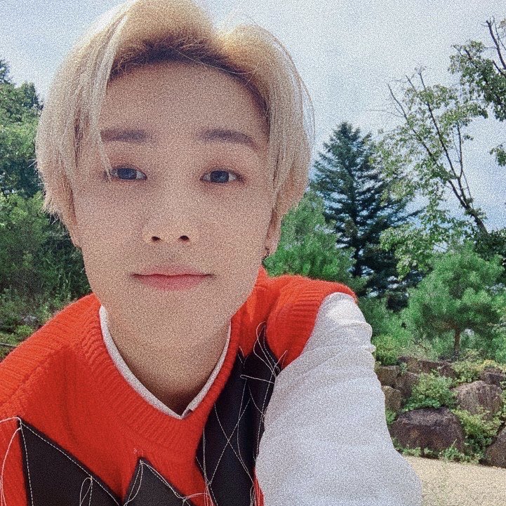  #JACOB  #제이콥- Shop for cereal & yogurt together- Facetime you almost everyday- Constantly giving you words of encouragement- Recommend you every new song he hear- Guitar lessons with cobbie
