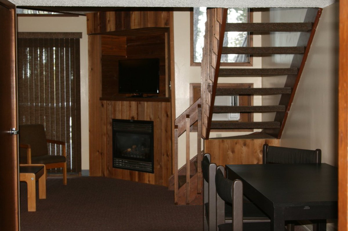 Enjoy all the comforts of home and the beauty of Cypress Hills in our cozy Loch Leven Views. Pet-friendly, and a fully equipped kitchen, come for the views and stay for the adventure!#ExploreSaskLater resortatcypresshills.ca/accommodations…