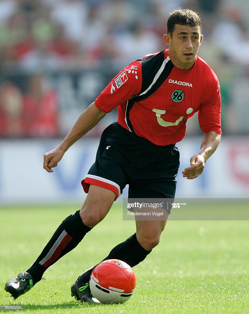 96Legenden's tweet image. Erst nach Abpfiff wurde bekannt, dass der Bulgare sich einen schmerzhaften Penis-Riss zugezogen hatte. #h96 #96legenden