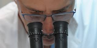 Η πρωκτοσκόπηση υψηλής ευκρίνειας είναι η εξέταση που πρέπει να γίνει εάν η κυτταρολογική εξέταση του πρωκτού δείξει ανώμαλα- δυσπλαστικά κύτταρα. Στόχο έχει την ανεύρεση των δυσπλαστικών αλλοιώσεων HGAIN με βάση τα μορφολογικά ευρήματα.
proctology.gr/high-resolutio…