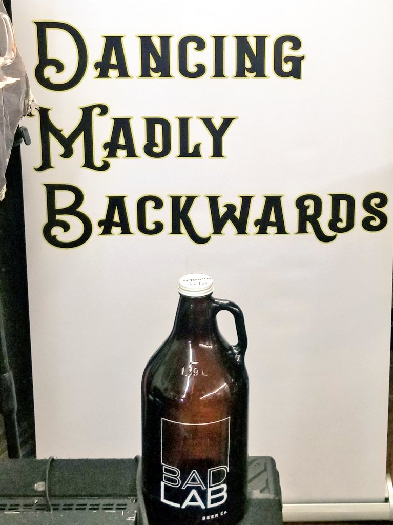 BackwardMadly's tweet photo. We hope you're all having a good #HumpDay! We're spending our day enjoying a grower full of Trillion Lights by our friends over at @BadLabBeer. Bad Lab Beer Co. is definitely one of our favorite places to play, and we can't wait to get back there soon!
#BadLabBeer #DrinkLocal https://t.co/XlWLVkmO2A