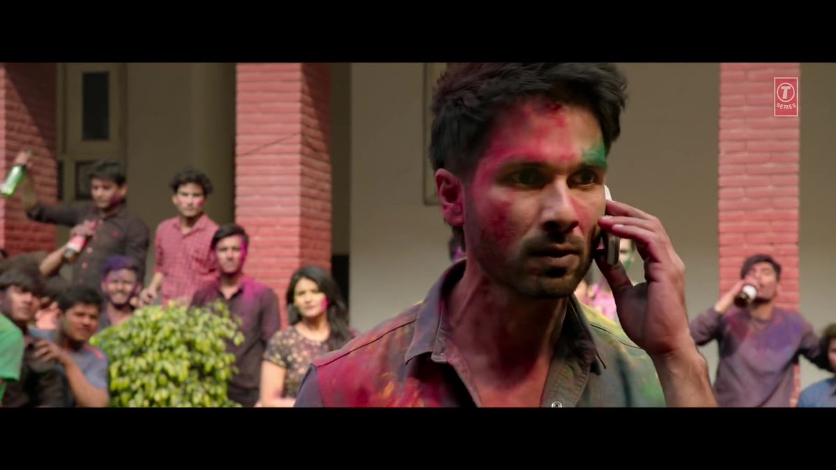  #KabirSingh Its one of those remakes which overshadowed the original 1. It has that rare album in which all songs are worth playing on loop. Shahid Kapoor has given 1 of his best performance ever. He didn't play the character, he became the character. I'm super proud of my man