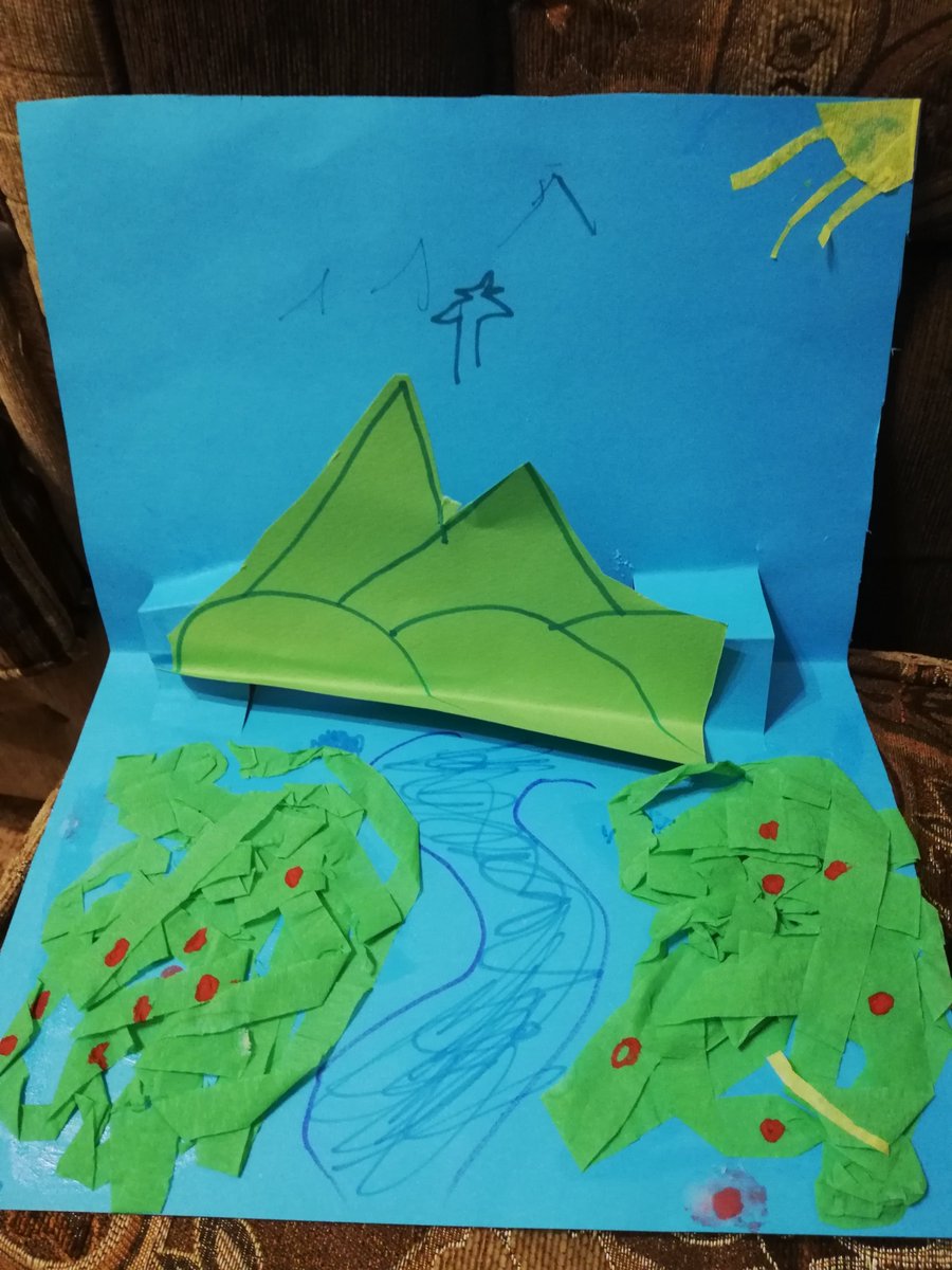 wafaa_hamandi's tweet photo. Après l’observation du film« La chèvre de Monsieur Seguin » Sarah a dessiné les reliefs de la terre

#MaClasseàlaMaison #Continuitépédagogique @kabritMalak @Hhhsinfo https://t.co/eWoC3VCApS