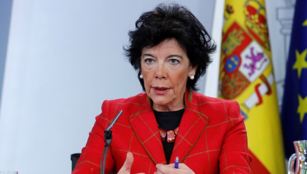 Abro hilo sobre las cosas que ha aclarado la ministra de educación con respecto a 2Bach