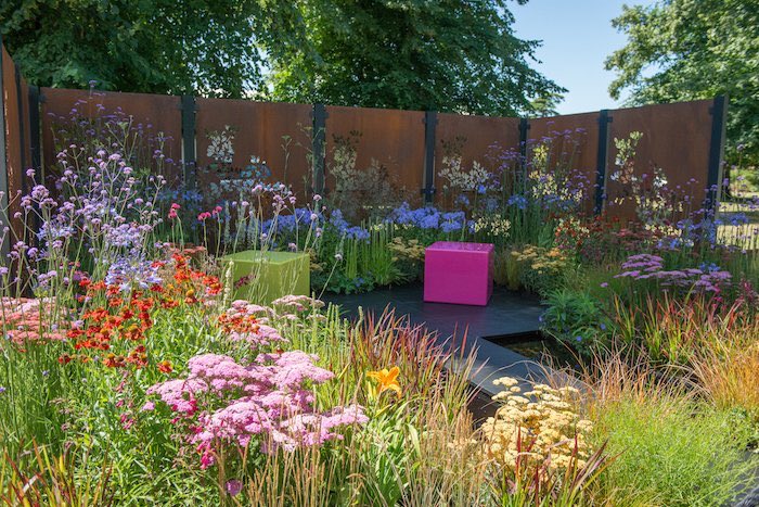 2017 was also the year we built Colour Box for <a href="/BloomsBlogs/">Charlie Bloom</a> at #RHSHampton it goes without saying, the colours were striking!!! Simply let the plants do the talking. And the <a href="/starkgreensmith/">Stark & Greensmith</a> screens created a fantastic back drop. <a href="/The_RHS/">The RHS</a>