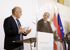 Fjoelnir19's tweet image. Eine #Prävalenzstudie aus Österreich, die versucht herauszufinden wie viele Österreicher wirklich mit dem #Coronavirus infiziert wurden:

Laut der Studie warn Anfang April 28500 Leute erkrankt. 

Nur ungefähr 1/3 davon waren in der offiziellen Statistik.

sora.at/uploads/media/…