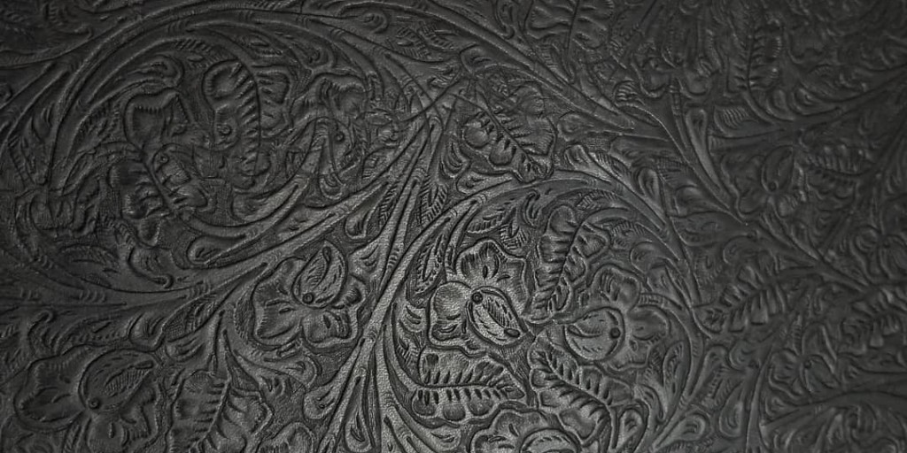 AcadiaLeather's tweet photo. Flower Deco - Black Harvest #Leather 5-5.5oz
Today $3.95sqft, will be $4.75sqft online. Sides range from 24-30sqft DM on IG now: https://t.co/O44Ys4ahx3 https://t.co/XrF2YhHXjd