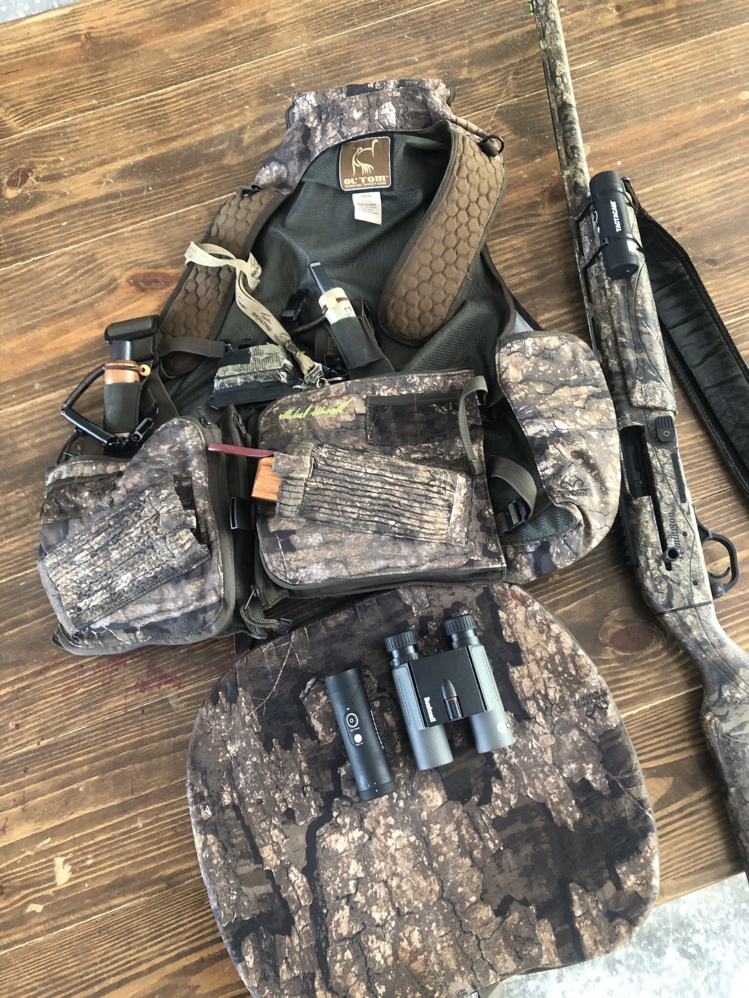 Michael waddell turkey best sale vest
