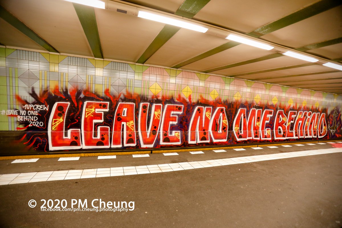 pm_cheung's tweet image. Aktuell findet Ihr auf dem Berliner U-Bahnhof Kurfürstenstraße (U1/U3) einen Beitrag der Berliner Graffiti-Gruppe 1UP CREW gegen die unmenschlichen und katastrphalen Zustände der Flüchtlingslagern auf den griechischen Inseln.
In diesem Sinne:
#LeaveNoOneBehind! #1up