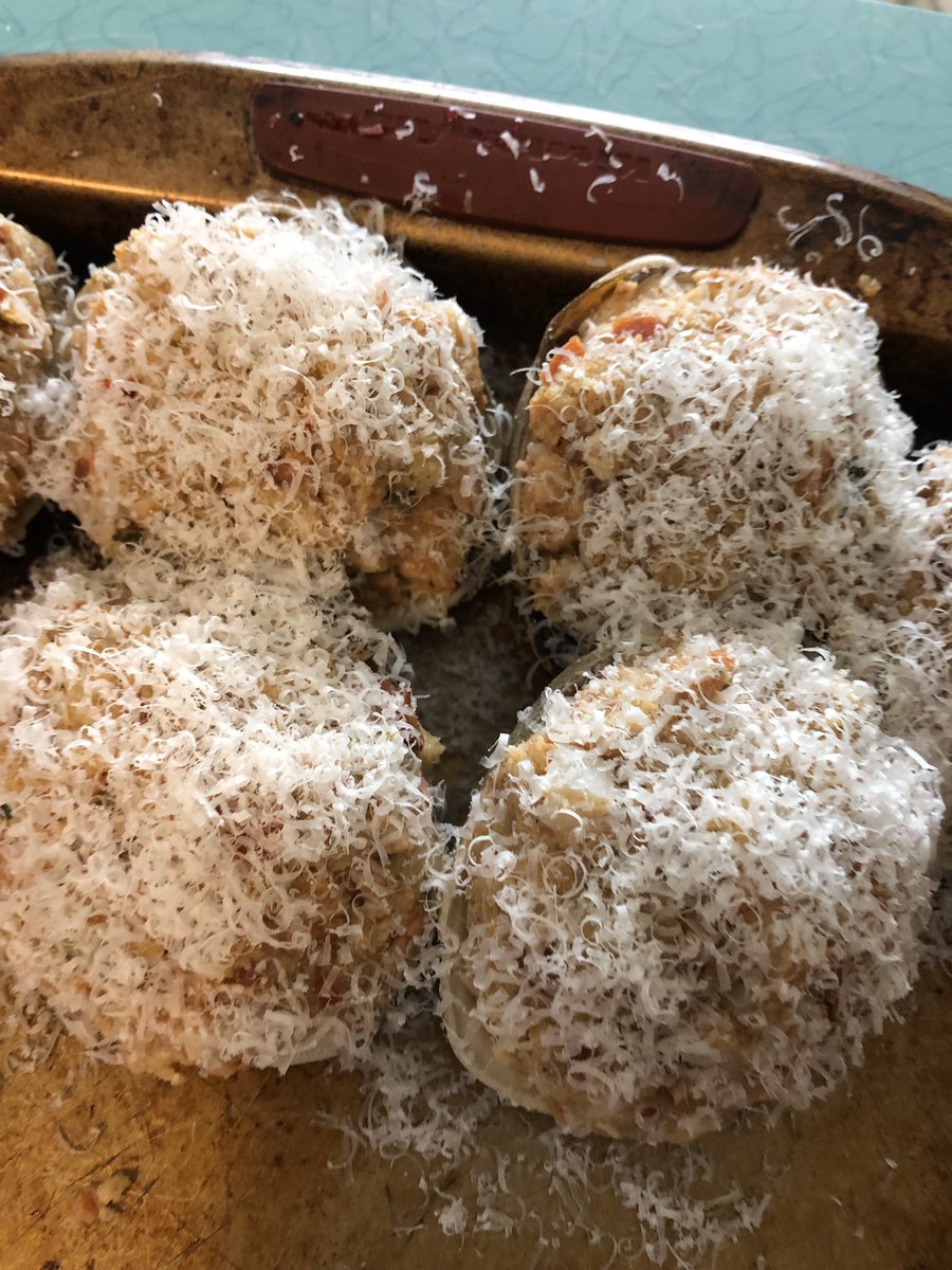 AmyDublanc's tweet photo. @pulte $Amydublanc  when a Cape Cod Girl has to eat, she goes clamming. Made stuffies for friends too. We all have to help each other. Over a month with no work. Gotta do what I gotta do. https://t.co/XVC5PC2FlW
