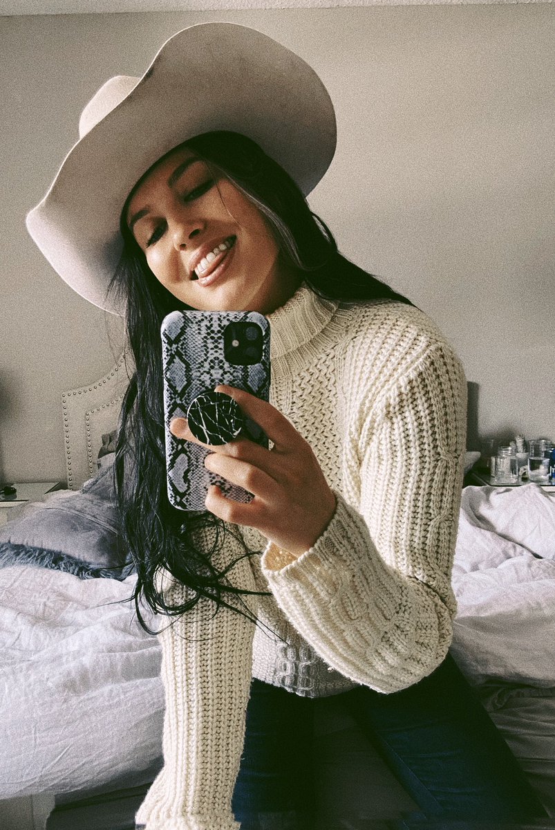 It’s happening! Today at 5 pm MST I’ll be going live with <a href="/jaredandthemill/">Jared & The Mill</a> singing some tunes and catching up! Tune in plz xoxo 😘 on <a href="/instagram/">Instagram</a> that is!