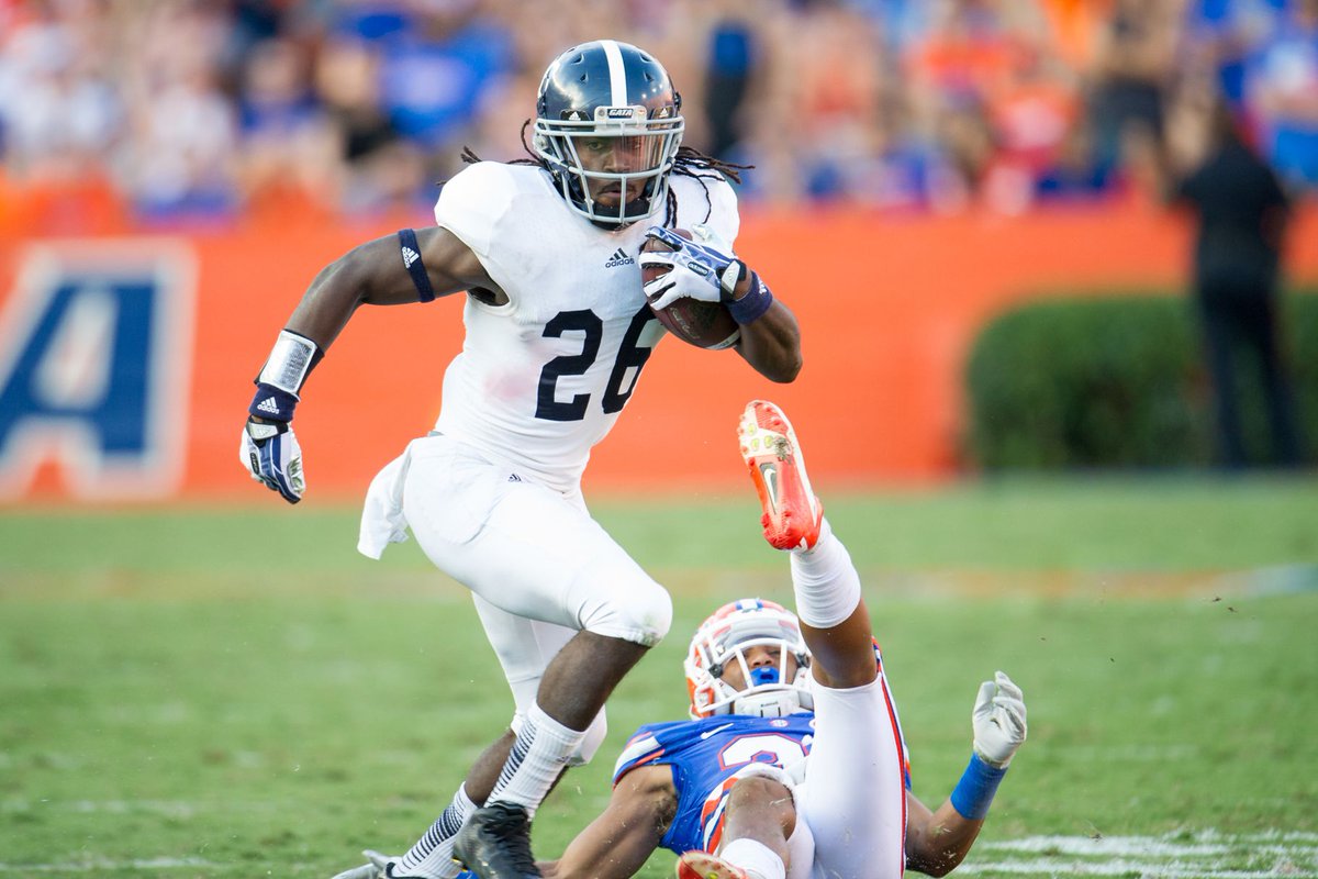 In 2013, GS defeated Florida in The Swamp, 26-20, without any passing yards in their last season in FCS. 
"Very disappointed for our program and [it’s] an embarrassment in this situation," UF coach Muschamp said.
Read more here: bit.ly/2yYcraI
Article by @amandasade99