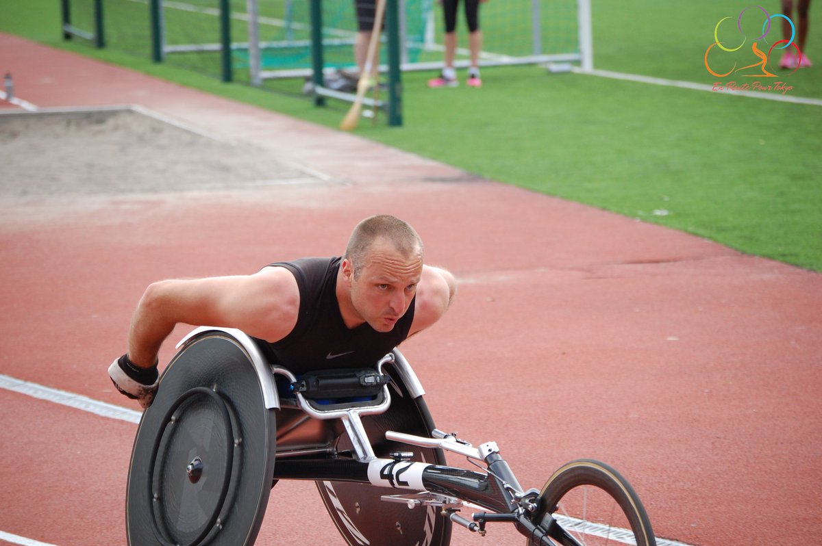 On continue avec Julien Casoli, adepte des longues distances. Double médaillé paralympique à Pékin puis Londres, il a également remporté à 3 reprises le marathon de Paris. A Tokyo, il s'élancera à l'assaut d'une nouvelle médaille 