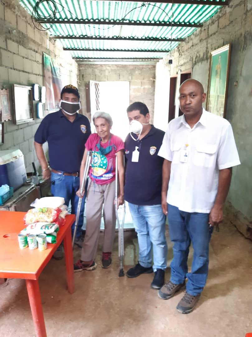 En Anzoátegui, estamos visitando a nuestros jubilados entregándoles medicamentos y alimentos. En esta oportunidad el talento humano de la Delegación Municipal de Aragua de Barcelona. 
Prevención Social CICPC
