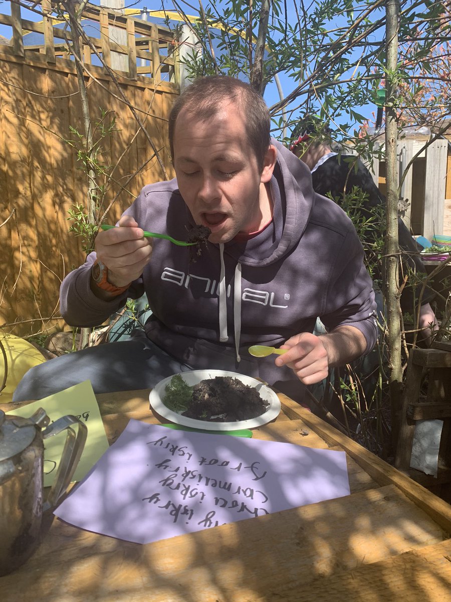 85MSH's tweet photo. We enjoyed freshly made mud kitchen delicacies this evening in the Wigloo Restaurant with our Super Star Chef Sam! 👨‍🍳 #MudKitchen #MudPie #MuddyFun #MuddyGoodFun #Chef #Wigloo #Willow #CreativeFun #HomeMade #GardenLife #VillageLife 🥧 🍲 @HowJenJen https://t.co/jtOkq1Ojek