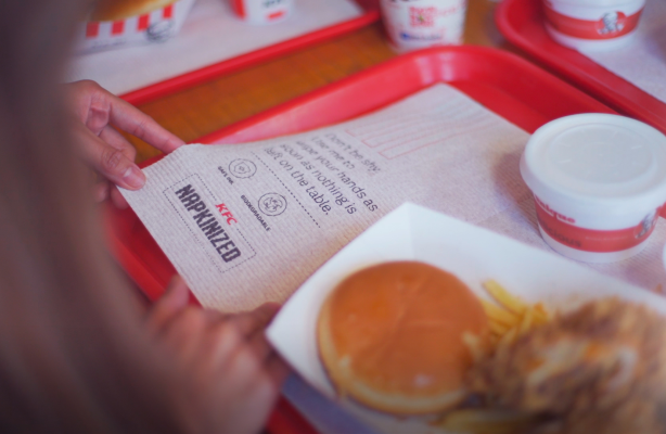 CCNYBIC's tweet photo. @KFC's #FingerLickinGood gets #Napkinized. Bravo #BICster #Strategizer @MaximeMenant as @AdAge Editor’s Pick @TBWARAAD @CCNYGradStudies @CCNYHumArts
https://t.co/lc5sAdQPQj https://t.co/hGfcIq9SFh