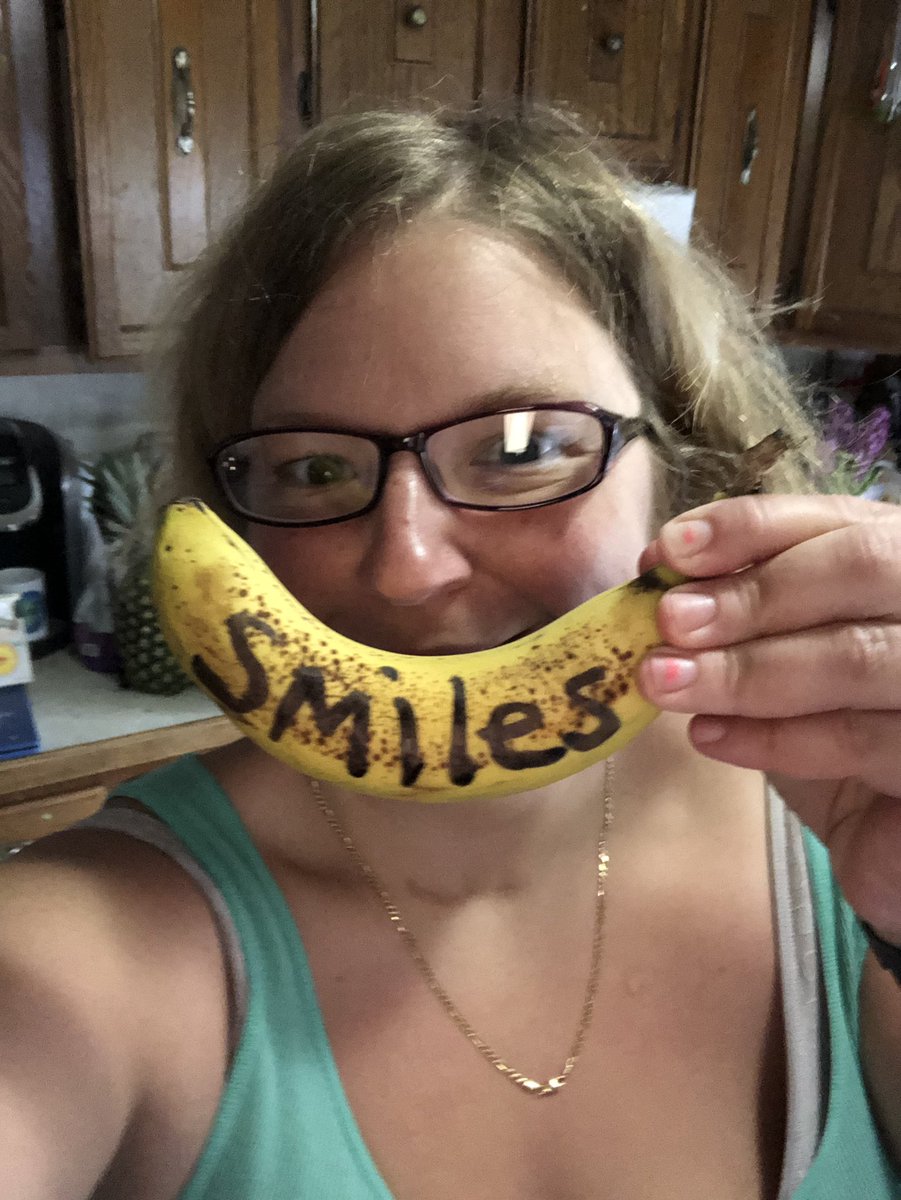 SummerBee35's tweet photo. #SilverLiningSelfies #BrandsSupportingMoms
Smile! https://t.co/Z5NJAyFjIu