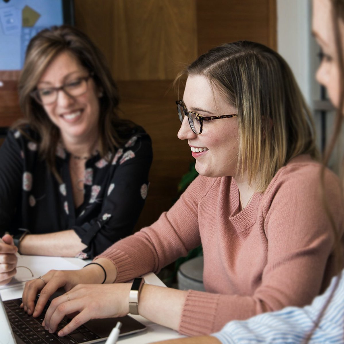 ThriveCreative's tweet photo. Our Senior Graphic Designer Briana is celebrating her 7th anniversary with #ThinkThrive this month. It is often said that tough times don't last, but tough teams do! Thank you for your endless contributions over the years, Briana. We appreciate you! Happy Anniversary BMac! https://t.co/ZOCcRkUQpL