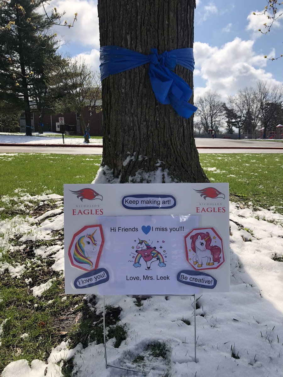 jenleek82's tweet photo. I miss my Nicholson Eagles! Keep making art! Be creative! I miss you! Art loves unicorns π¦ #nicholsoneaglesrock
#specialsteachersrock
#sd129
#makeadifference129
#westisbest
#arted https://t.co/YwXiwEWYyg
