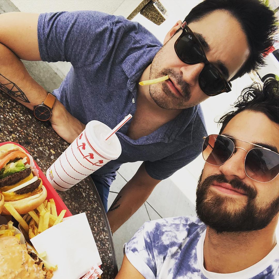 Darren Criss tweet media