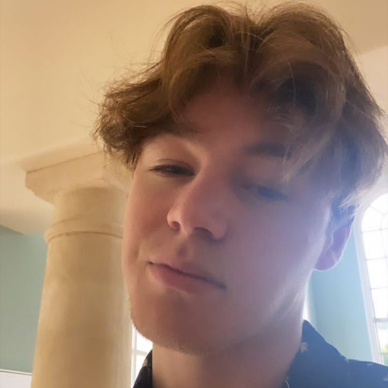 ~ GROUP CHAT CALL! ~

❤ This to be in a ic { text } groupchat!

RT To spread the word!

~No lewd, no fighting, no ooc drama~