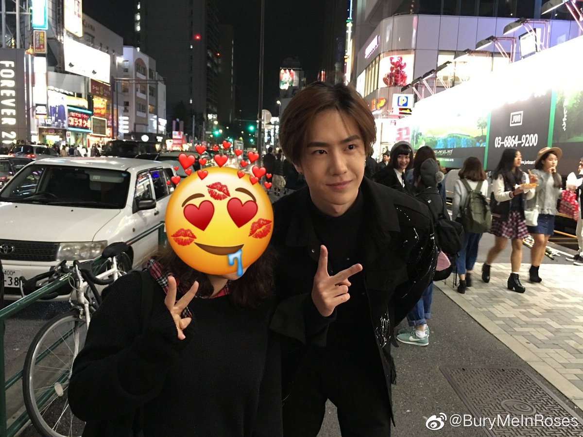 From someone on Twitter, 17 years old Yibo "I met WYB while traveling in Harajuku four years ago. At that time, he wasn't really popular, but he was outstanding. Pretty sure he was hanging out with friends. I believe one day a lot of people will know him, now he's really famous"