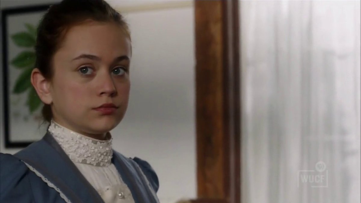 -Anne Shirley: still no freckles. She wants to be a teacher, member and founder of the "I hate Gilbert Blythe" club.