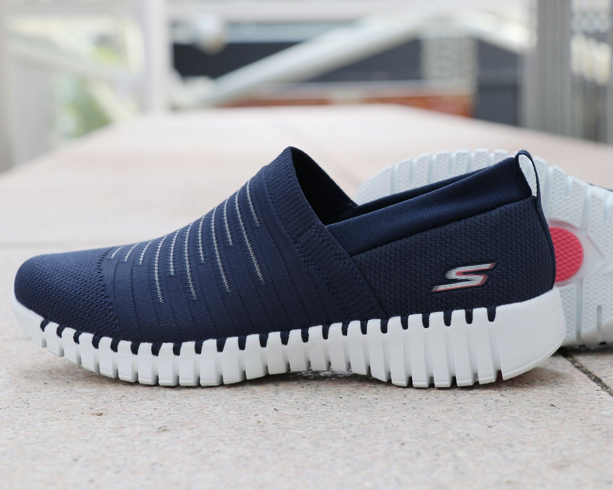 skechers gowalk smart