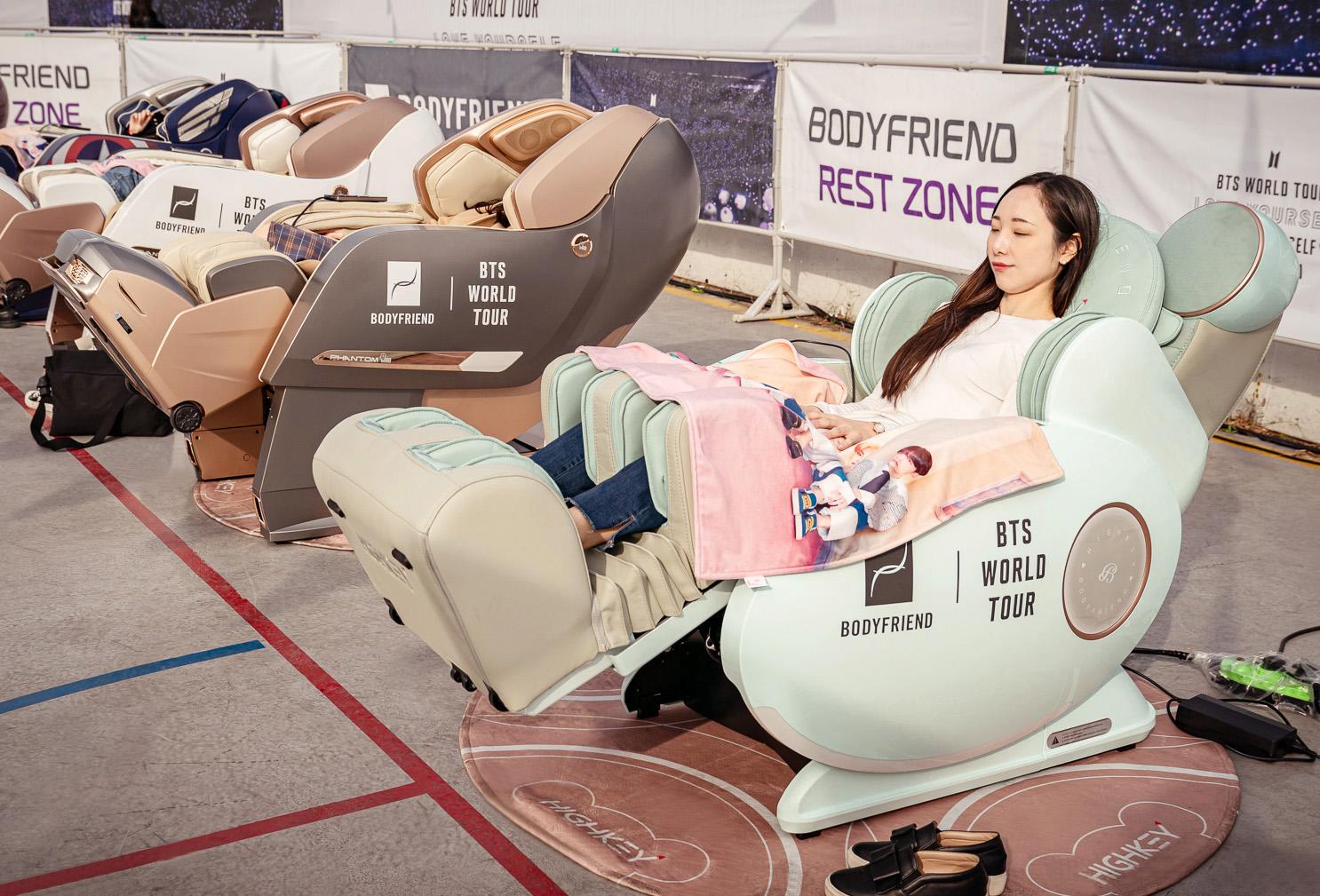 Bodyfriend bts online massage chair
