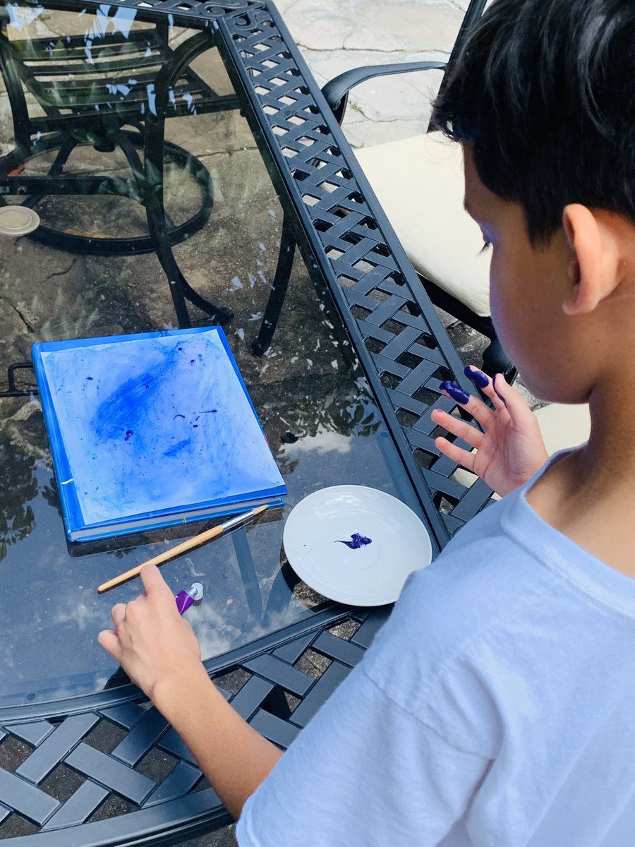Daliza_Sanchez's tweet photo. When #quarantinelife inspires him to bring out the 🖌 paint... reminder: “look for the good in every frame” #mylittleartist #FineArtsclass @MBDecker0291 https://t.co/NBt5tNBO1X