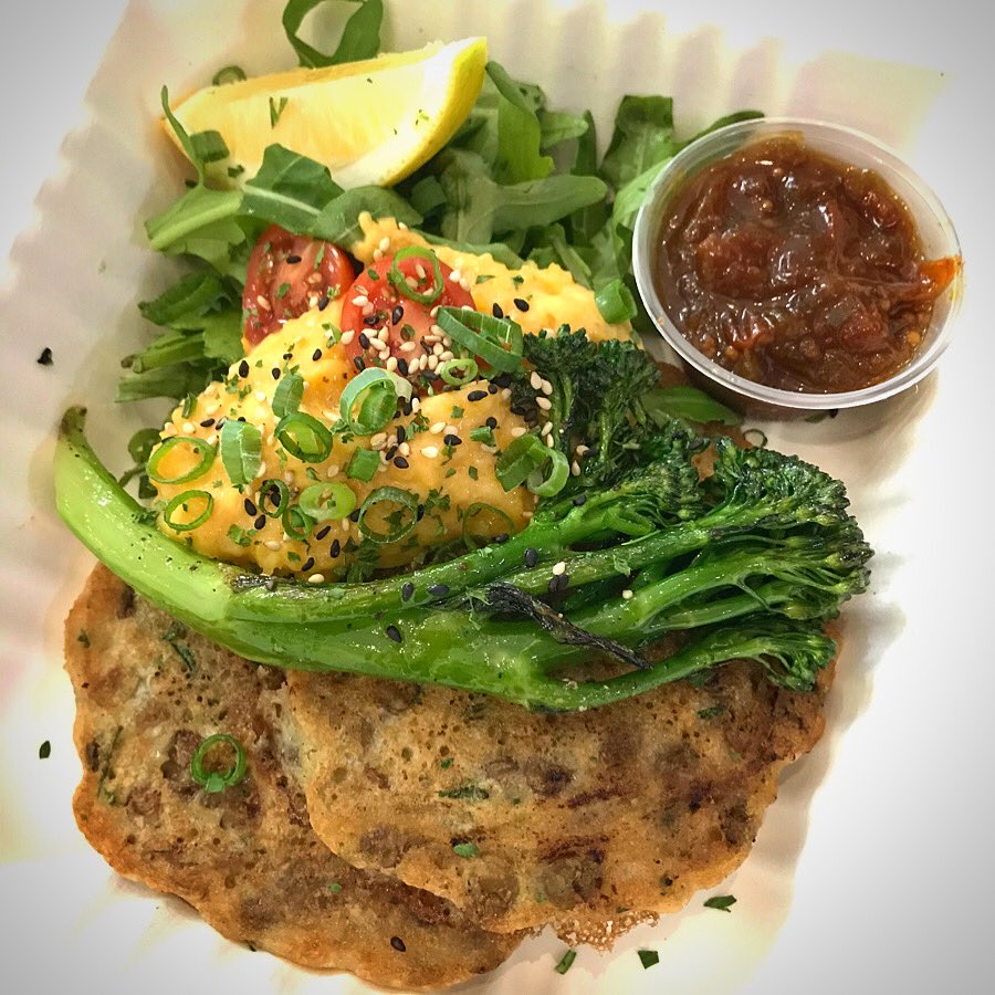 ZeeCaf_NoshCo's tweet photo. #Vegan #Savory #Lentil Pancakes,
Smashed pumpkin＆coconut with #HouseMade #TomatoRelish ✨

Limited special😋Don’t miss out❣️

#ビーガンパンケーキ
(甘くなくお食事用です)
#スイートマッシュポテト とココナッツ🥥に #自家製 トマトレリッシュ #添え

限定数スペシャルです✨
お見逃しなく😊 https://t.co/zIGh8kUt6x