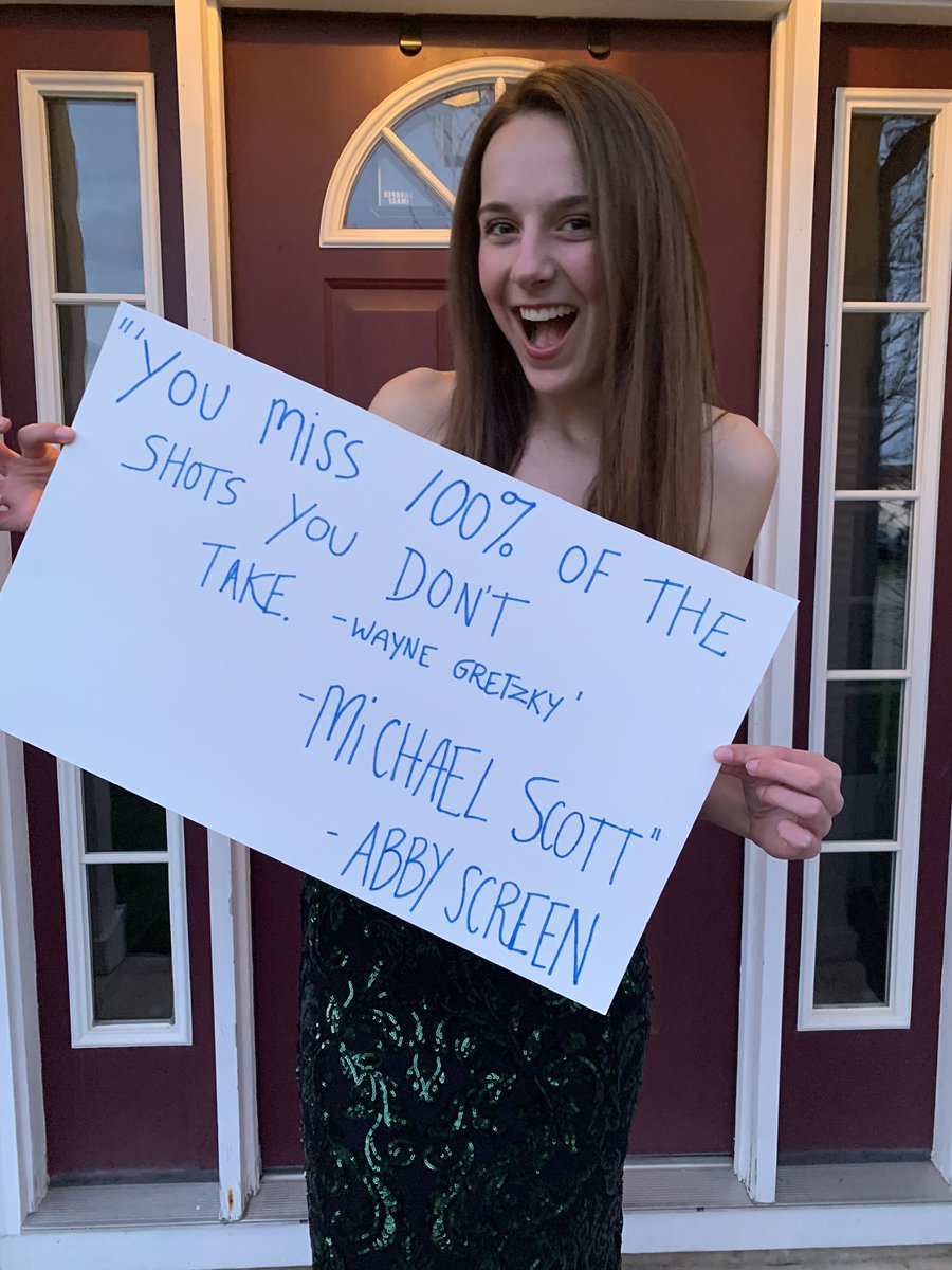 abby_scream's tweet photo. Hey @SteveCarell, wanna be my “date” to @somegoodnews &amp; @johnkrasinski ‘s virtual prom this Friday?💚 (Just shooting my shot.) #SGN #SGNprom #TheOffice https://t.co/Mm2PxolqXy